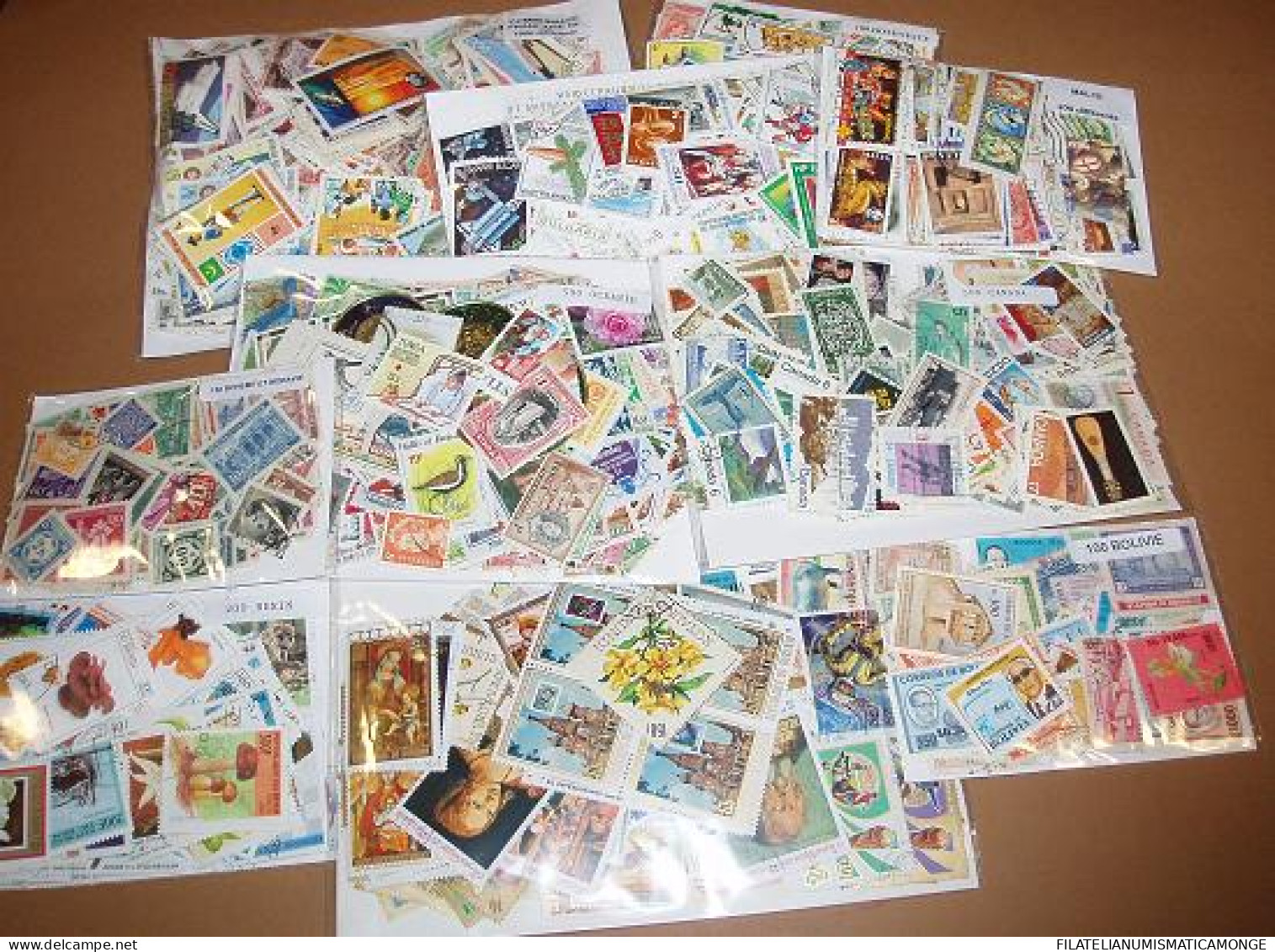 Offer   Lot Stamp - Paqueteria -  Alemania / DDR 2000 Diferentes  (Mixed Condi - Vrac (max 999 Timbres)