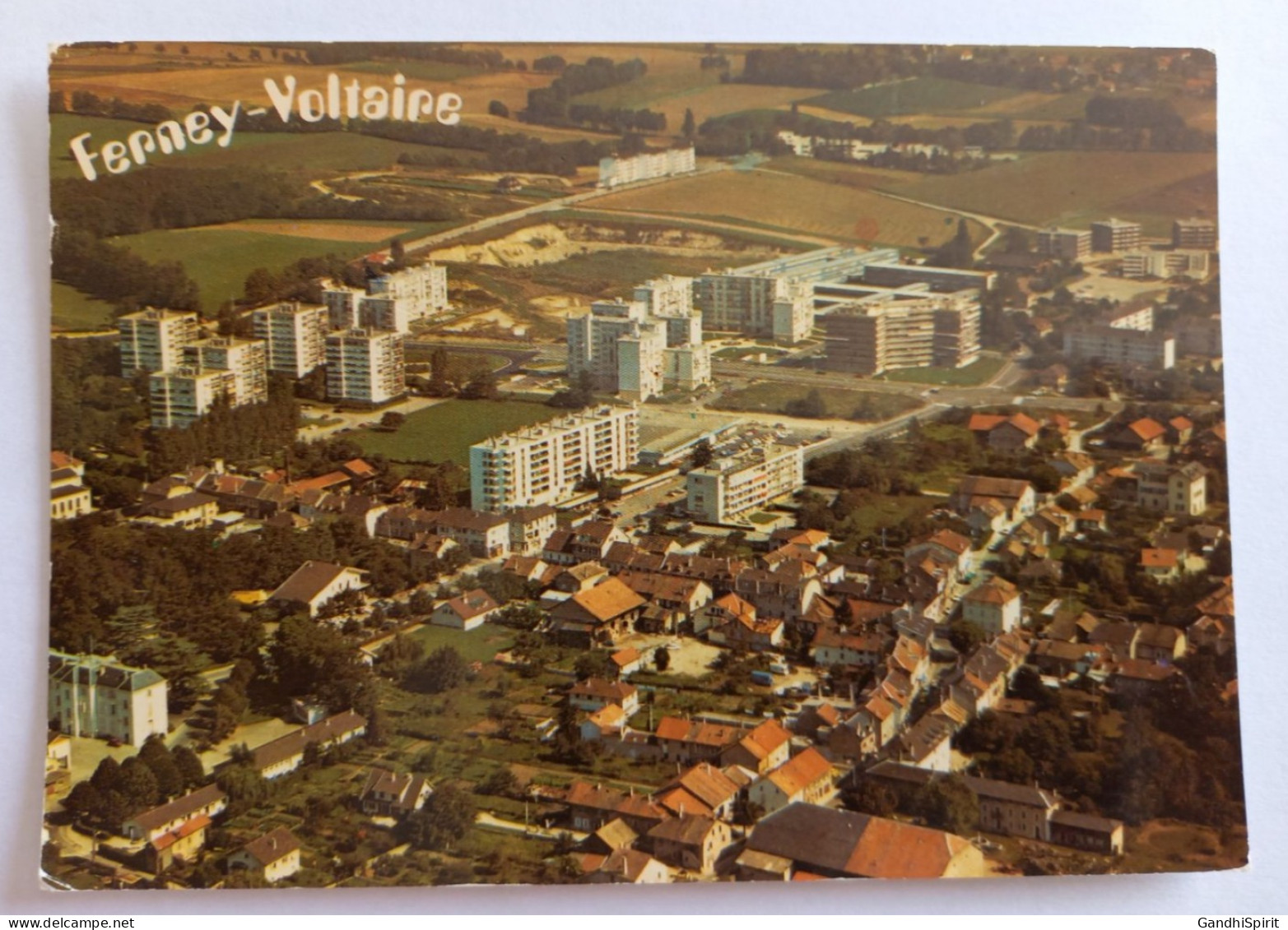 Ferney Voltaire - Vue Générale Aérienne, Centre Du Bourg - Cités HLM - CPSM PF - Ferney-Voltaire