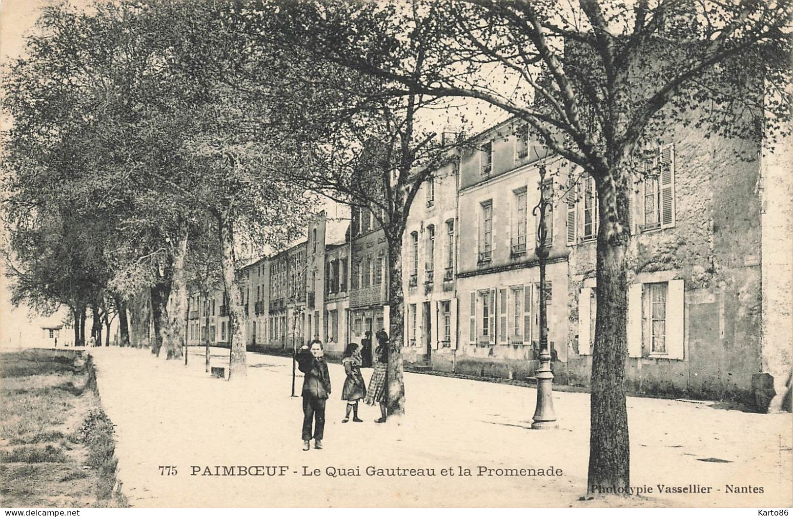 Paimboeuf * Le Quai Gautreau Et La Promenade * Villageois - Paimboeuf