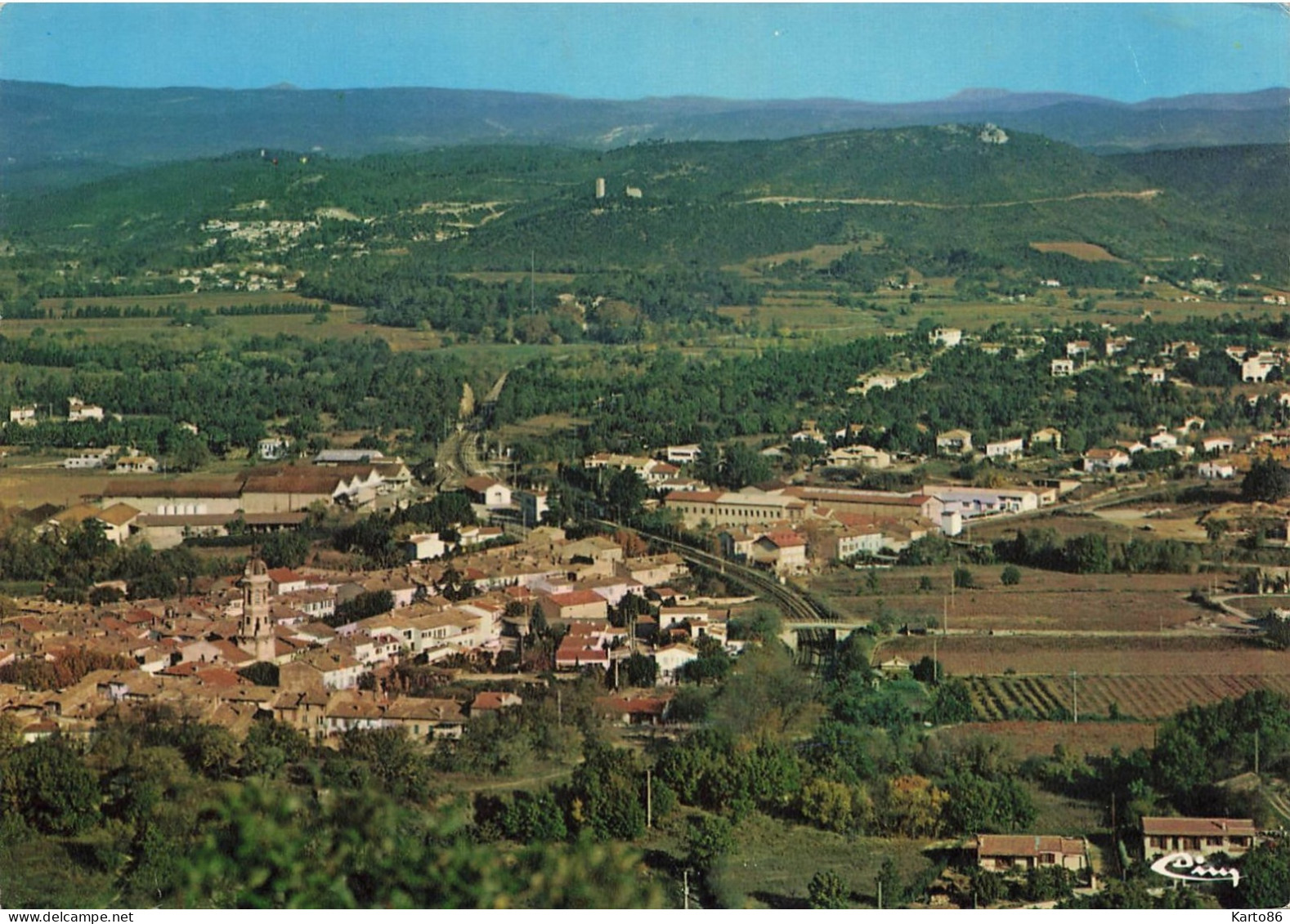 Vidauban * Vue Générale Sur Le Village * Ligne Chemin De Fer - Vidauban