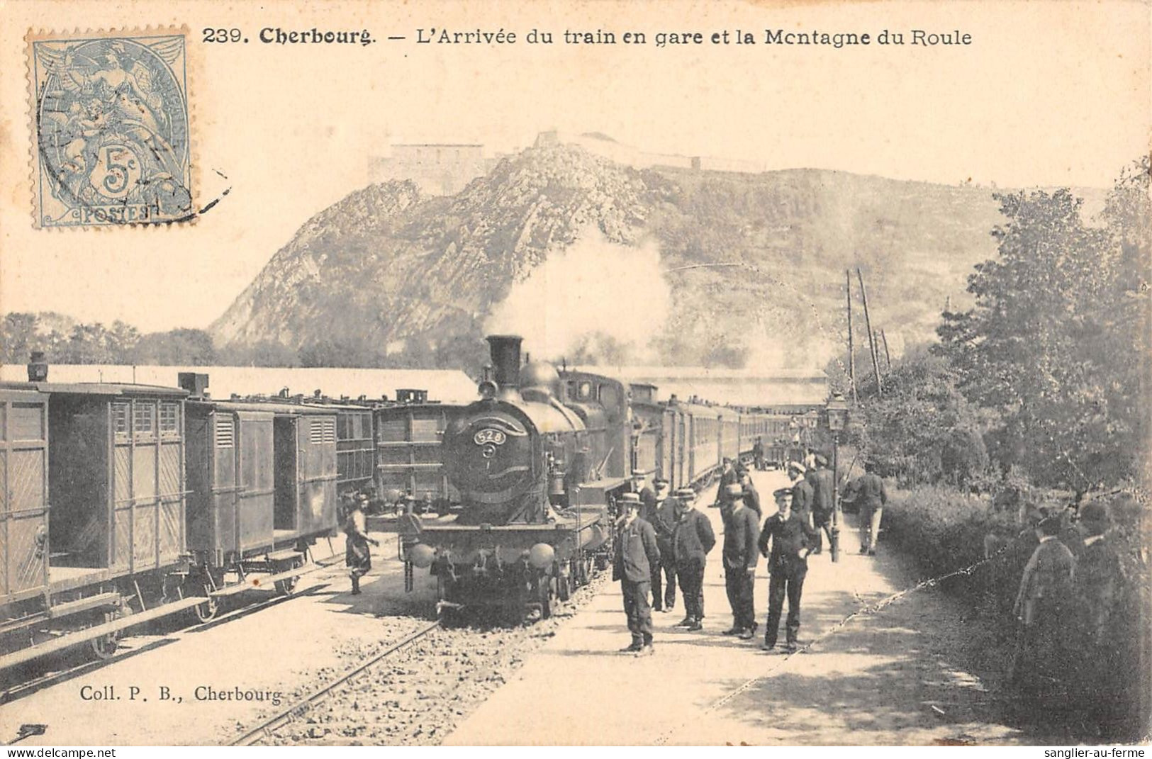 CPA 50 CHERBOURG L'ARRIVEE DU TRAIN EN GARE - Cherbourg