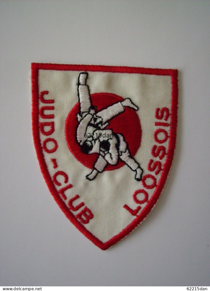 62 . LOOS EN GOHELLE . ECUSSON TISSU BRODE JUDO - CLUB LOOSSOIS - Martial Arts