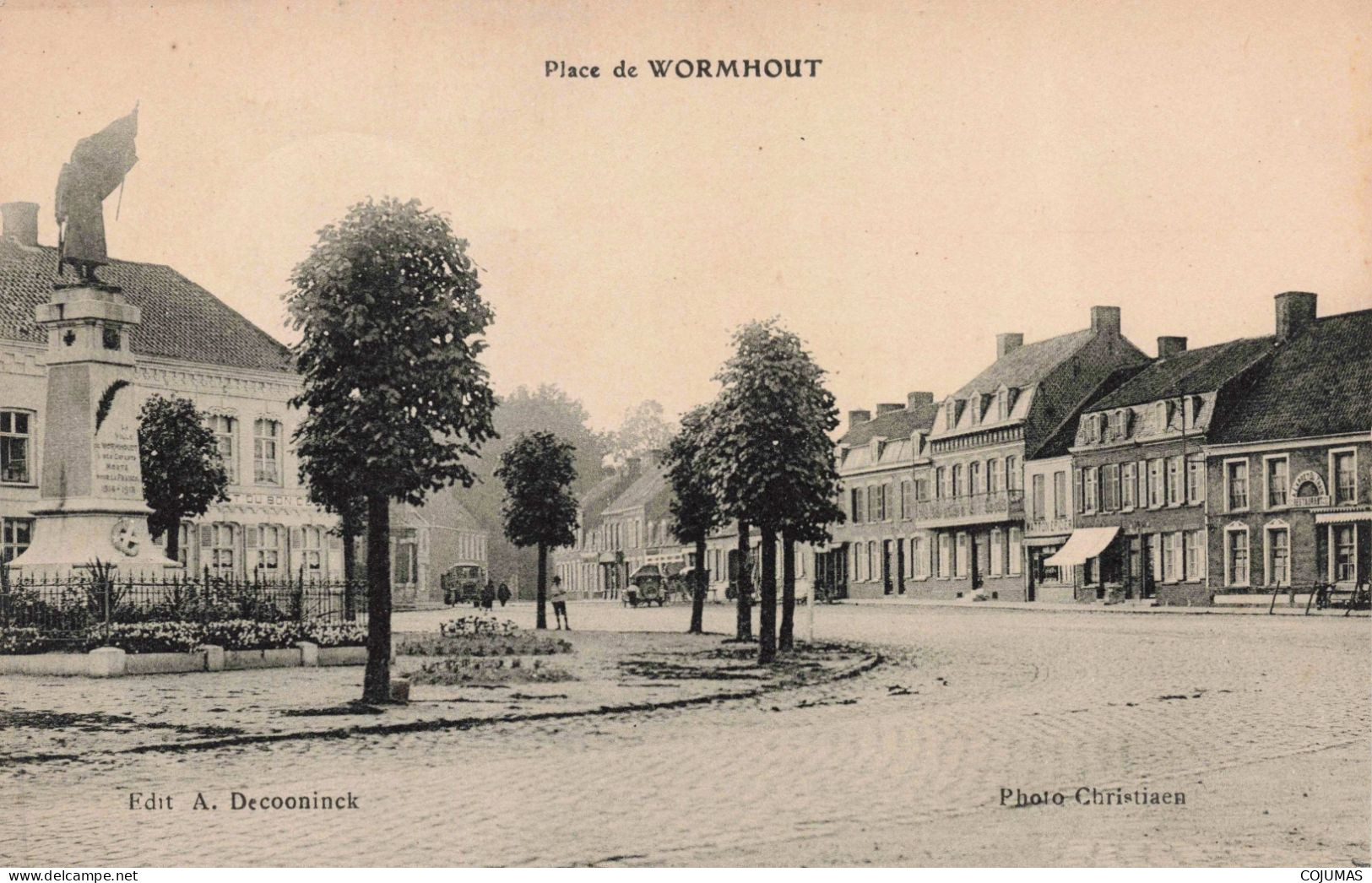 59 - WORMHOUDT - S14169 - La Place - Monument Aux Morts - Automobiles - L23 - Wormhout