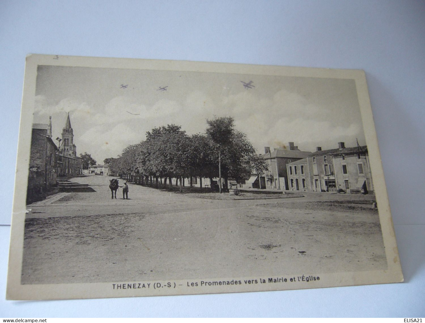 THENEZAY 79 DEUX SEVRES LES PROMENADES VERS LA MAIRIE ET L'EGLISE CPA PHOTOTYPIE MAURICE CHRETIEN ANGERS - Thenezay