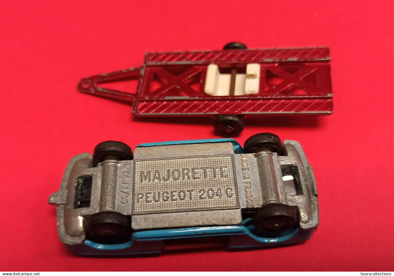 MAJORETTE Remorque Et épave Peugeot 204 C 1/65 1/64 - Majorette