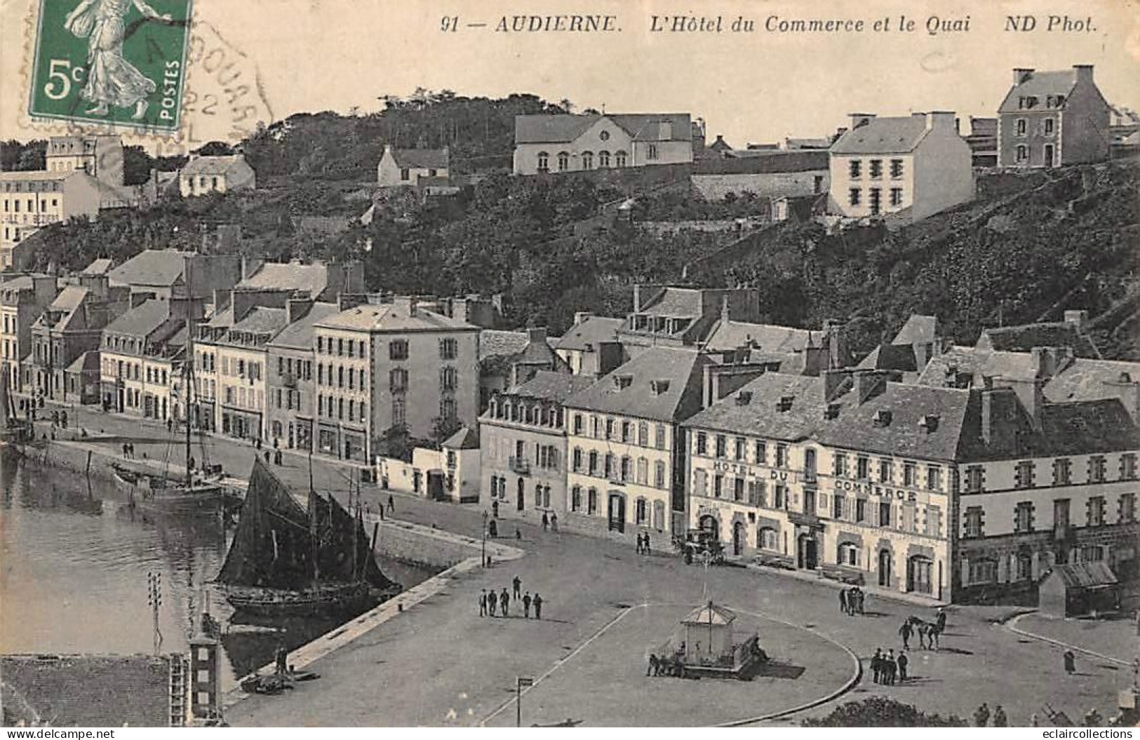 Audierne         29          Hôtel Du Commerce Et Les Quais    (voir Scan) - Audierne