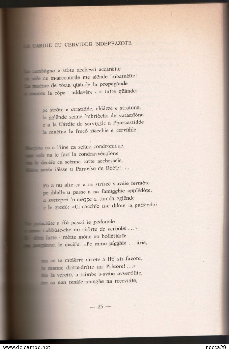 LIBRO DI STORIELLE IN DIALETTO DI RUVO DI PUGLIA - ALL'UOMBRE DU GARDIDDE DE MELODE - ANNO 1980 (STAMP268) - Altri & Non Classificati