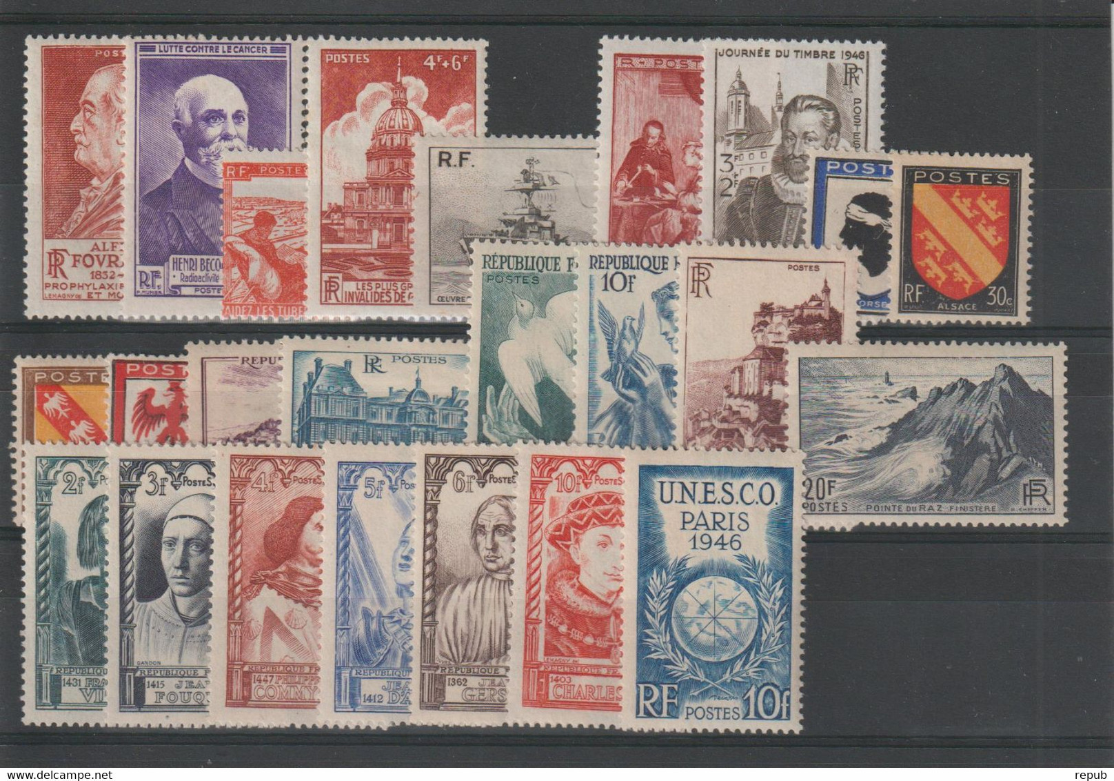 France Année Complète 1946 Du 748 Au 771, 24 Val ** MNH - 1940-1949