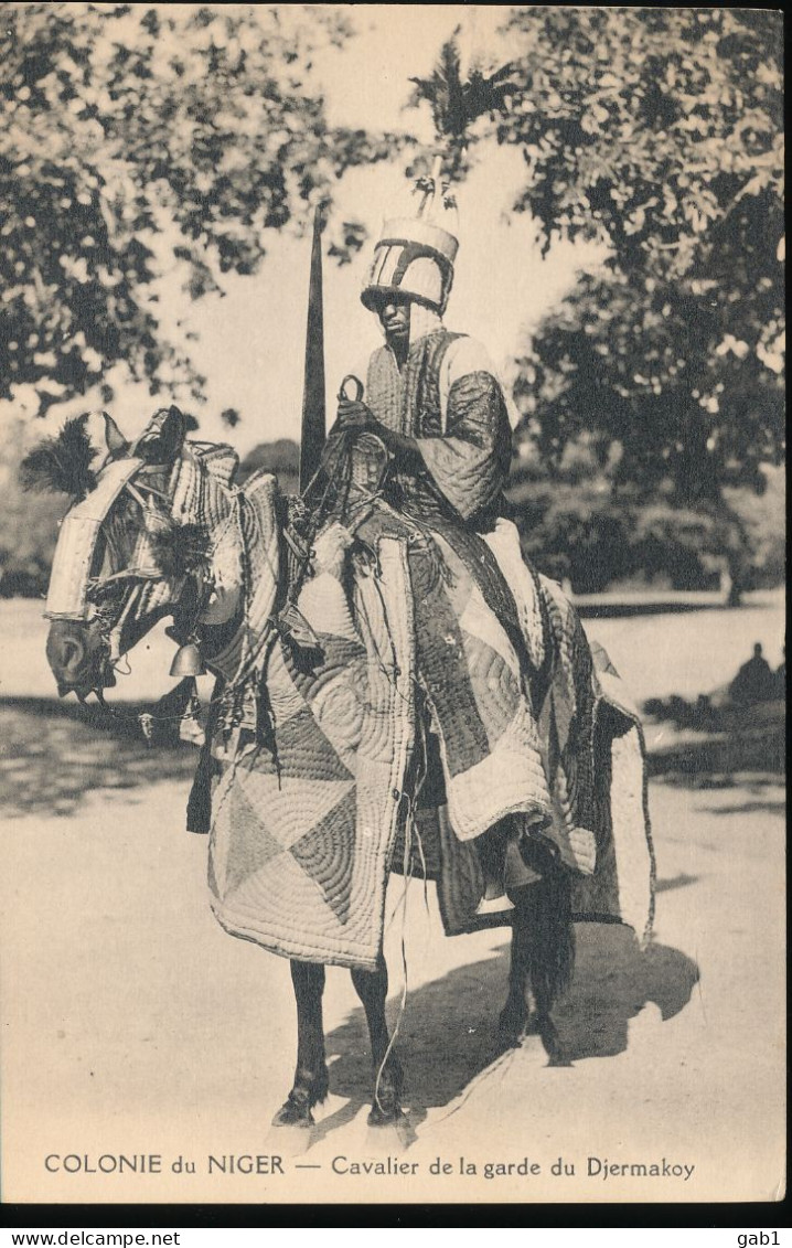 Colonie Du Niger --- Cavalier De La Garde Du Djermakoy - Niger