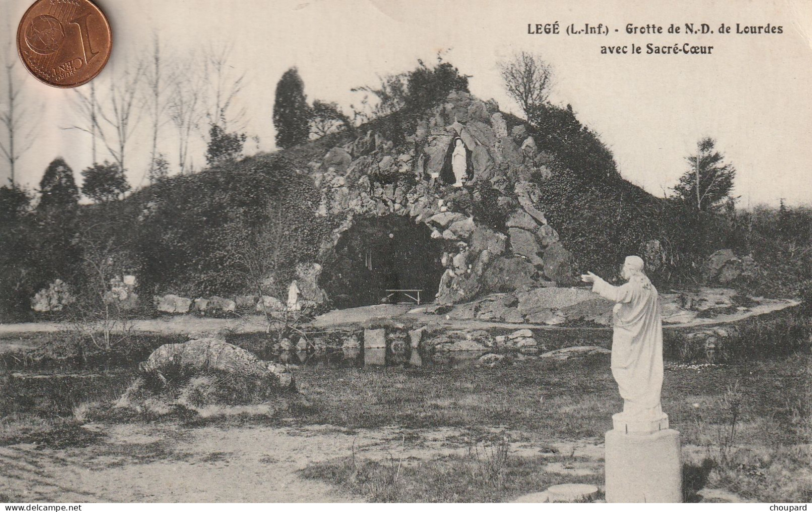 44  - Carte Postale Ancienne De  Legé  Grotte De ND De Lourdes Avec Le Sacré Coeur - Legé