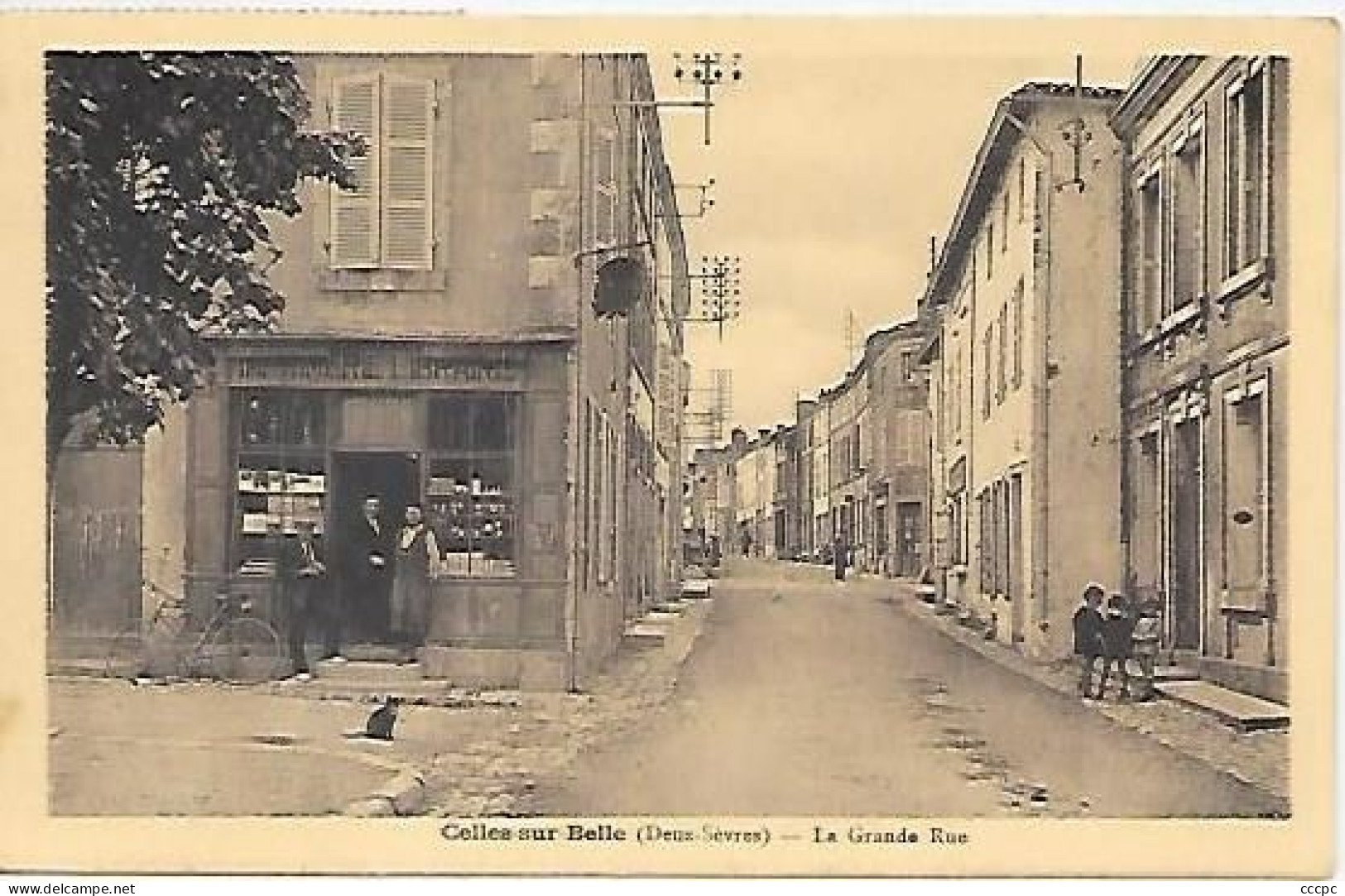 CPA Celles-sur-Belle La Grande Rue - Celles-sur-Belle