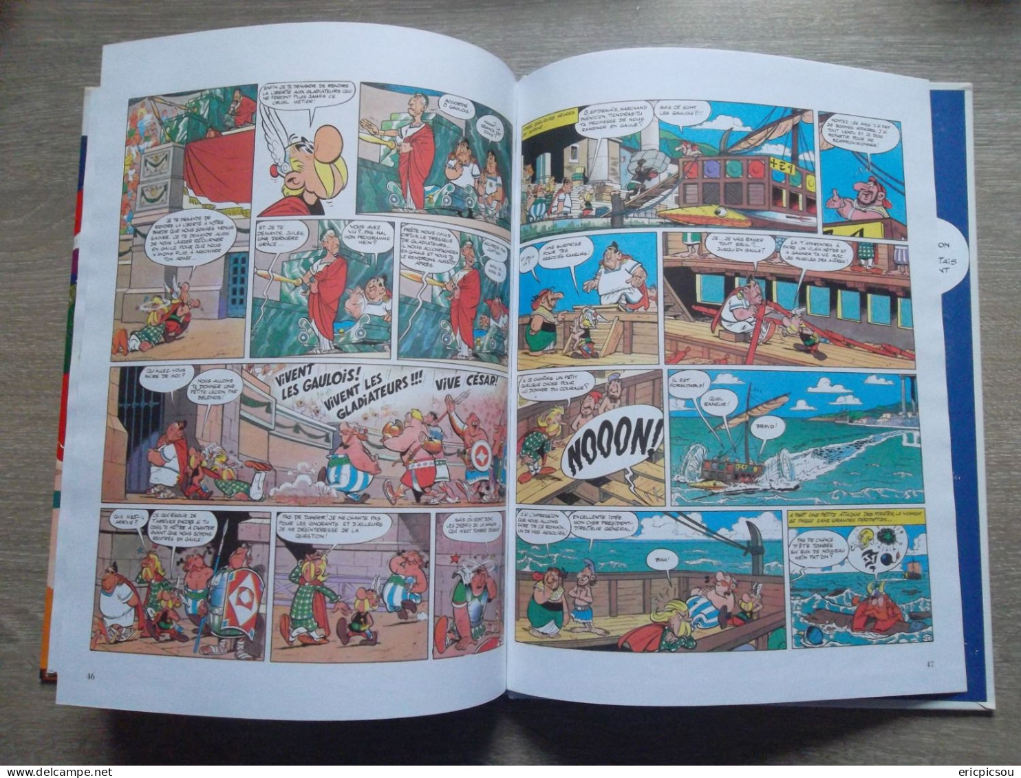 ASTERIX Gladiateur N4 ( Hachette 2000 )