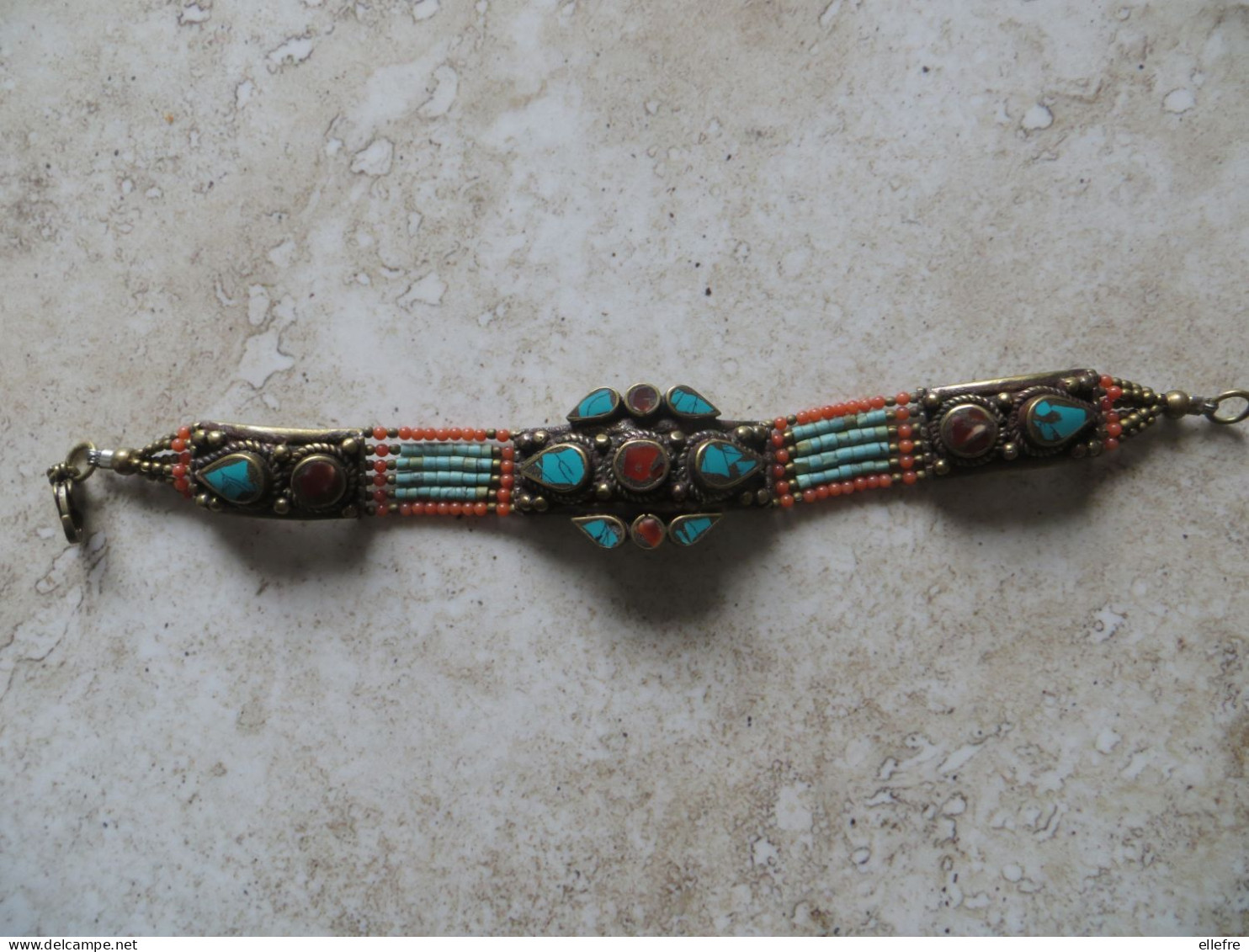 Bracelet Tibet - Perle De Turquoise Et Corail Motif Turquoise Et Agate Entourage Et Armature Laiton Taille 18 Cm - Ethnisch