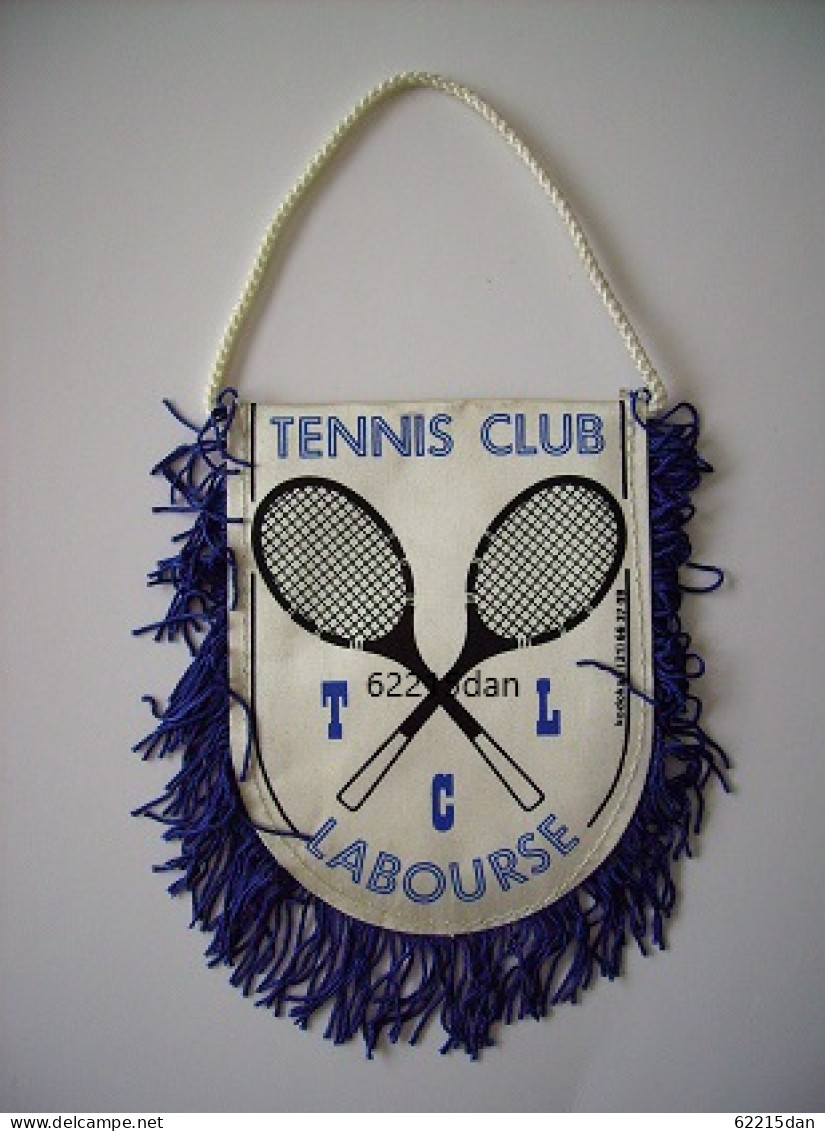 62 . LABOURSE . FANION ECUSSON TENNIS CLUB . T C L LABOURSE - Apparel, Souvenirs & Other