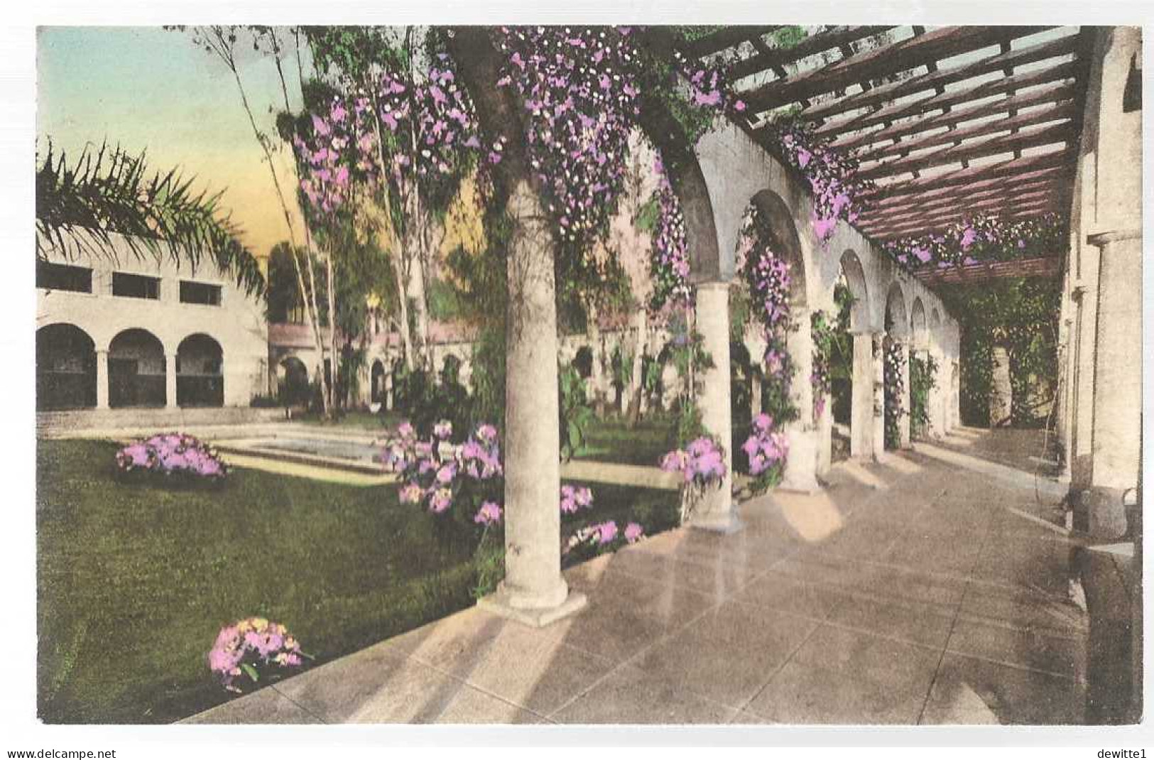 USA. Santa Barbara   Corridorr, State  Teachers College - Santa Barbara