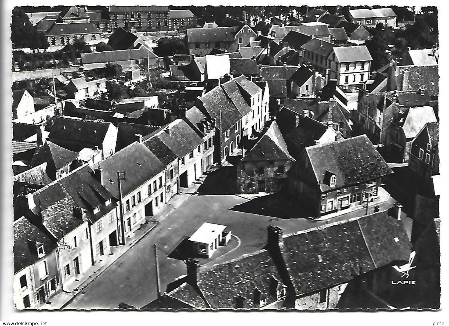 ECOUCHE - Place Du Marché - Ecouche