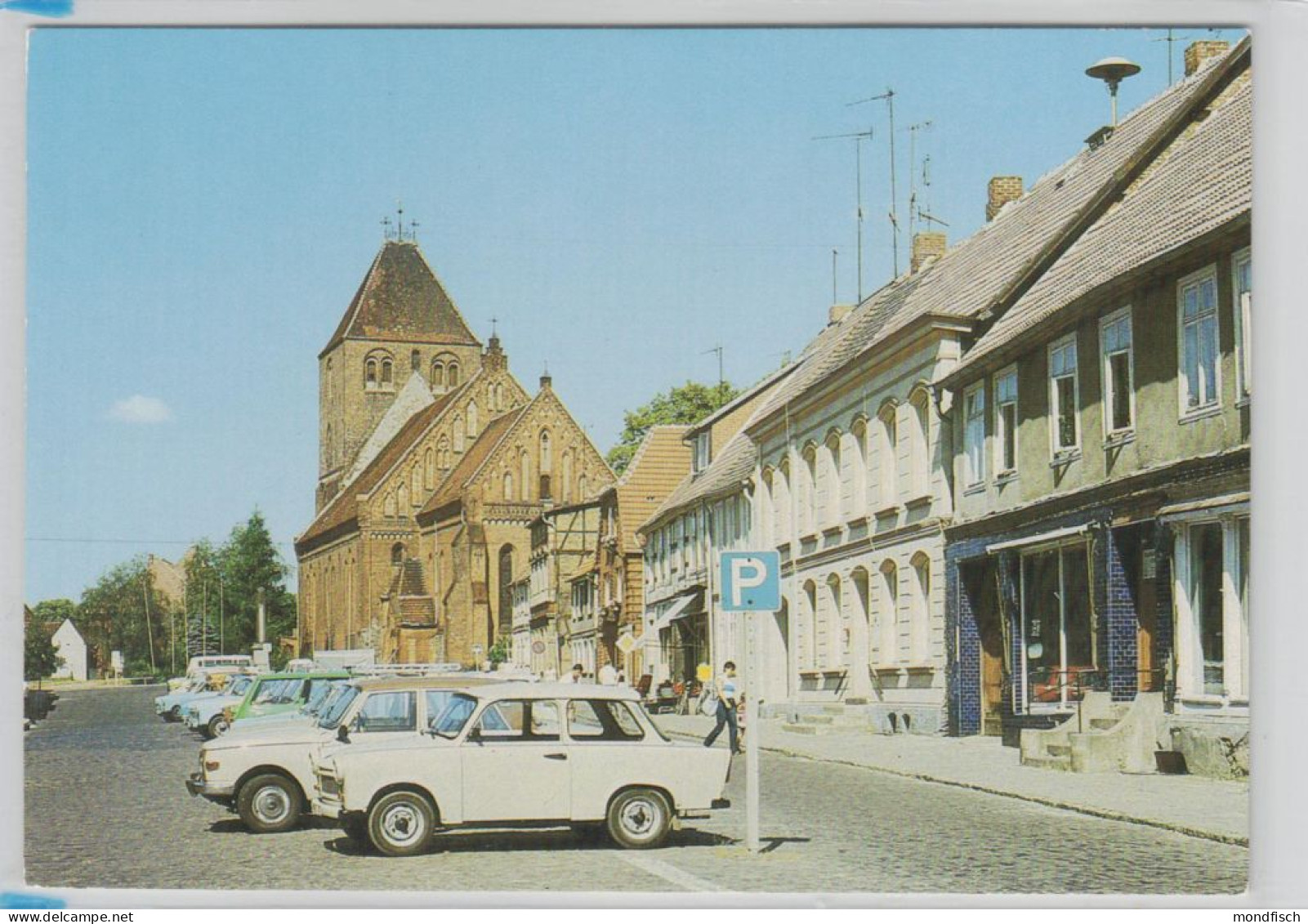 Plau Am See - Markt - Auto - Plau