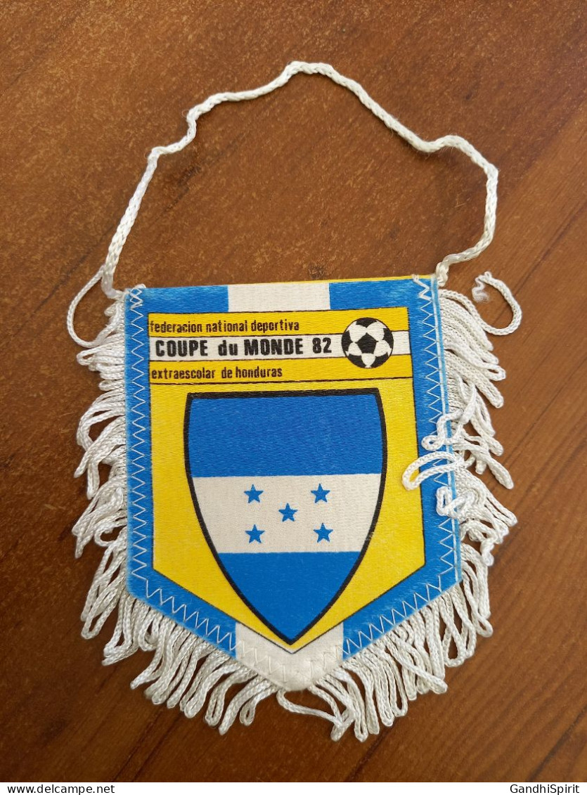 Fanion Football Coupe Du Monde 1982 Extraescolar De Honduras World Cup - Habillement, Souvenirs & Autres