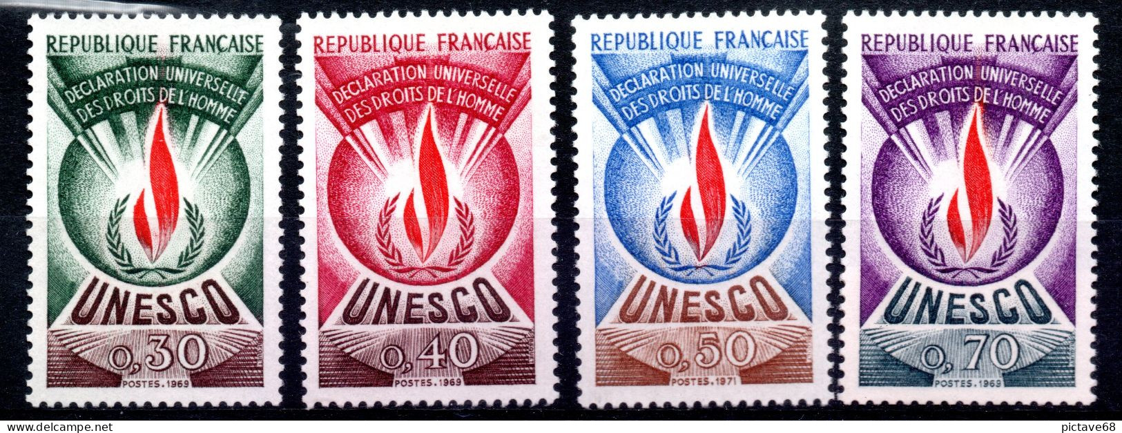 FRANCE / TIMBRES SERVICE/ N°39 à 42 UNESCO NEUF** - Mint/Hinged