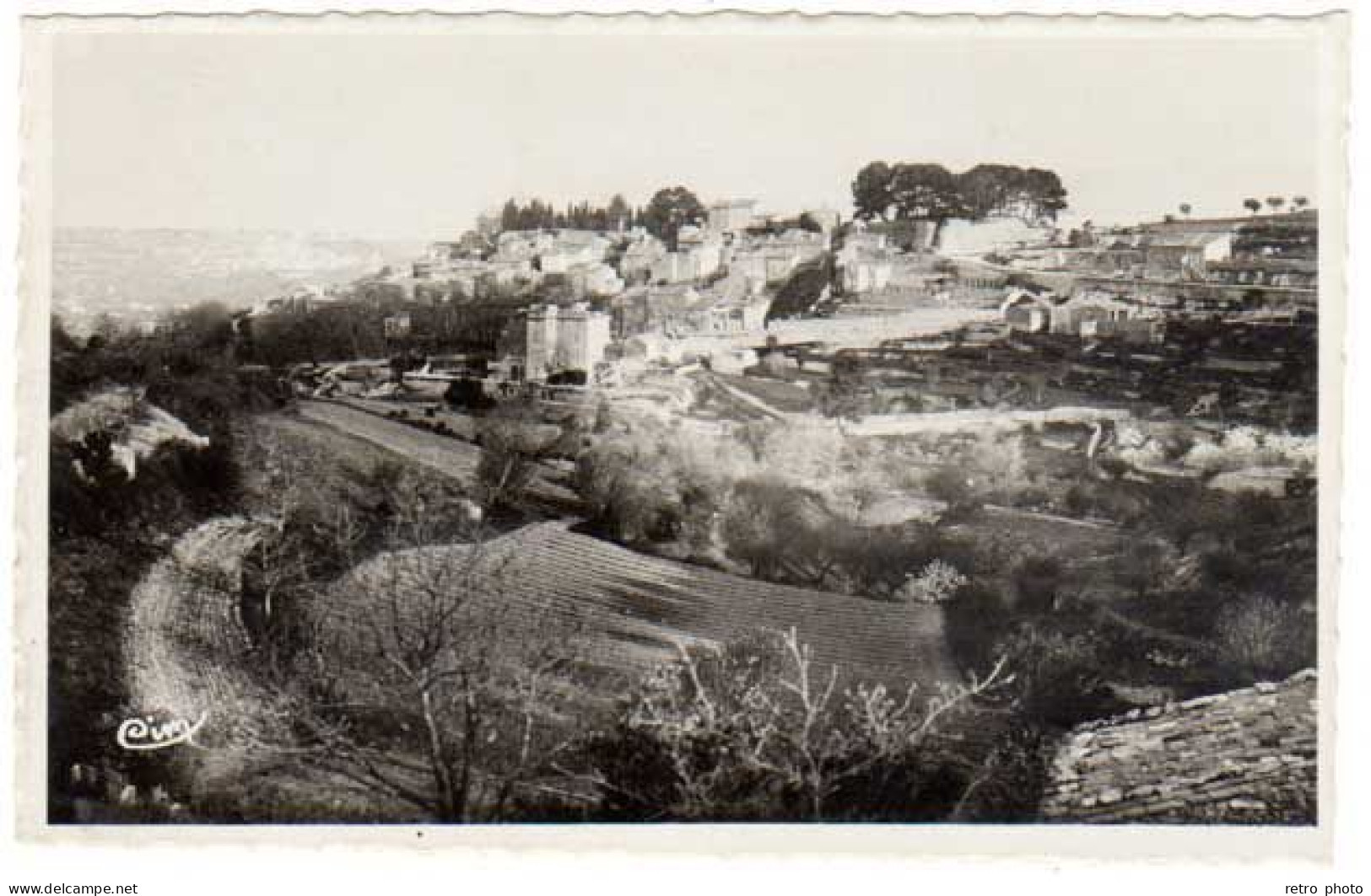 Cpsm Bonnieux - Vue Générale De La Route De Marseille    (S.12879) - Bonnieux