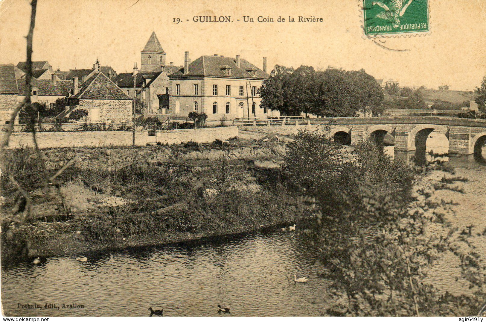 - GUILLON (89) -  Un Coin De La Rivière Et Le Pont  -25343- - Guillon