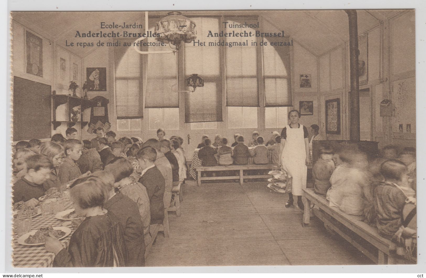 Anderlecht   Bruxelles    Ecole-Jardin  Tuinschool    Le Repas Du Midi Au Réfectoire - Anderlecht