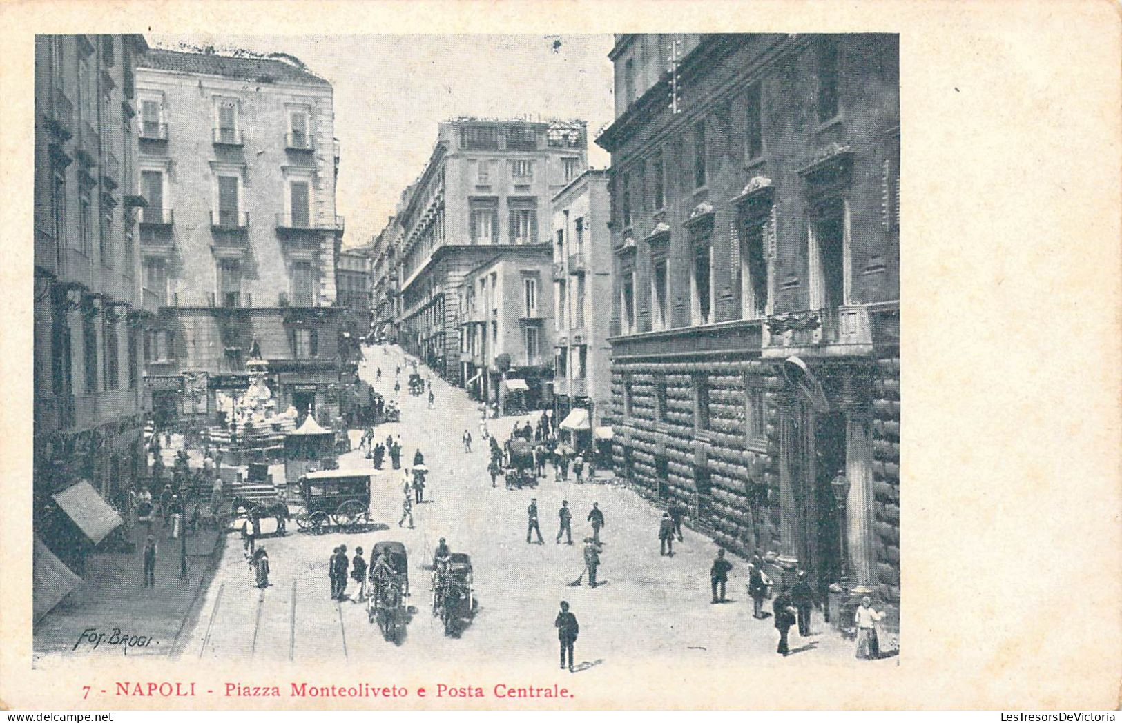 ITALIE - Napoli - Piazza Monteoliveto E Posta Centrale - Carte Postale Ancienne - Napoli (Napels)