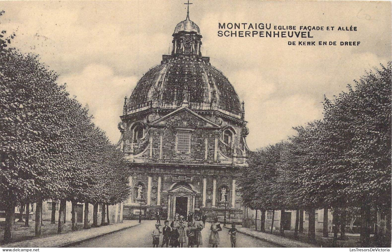 Belgique - Montaigu - Eglise Façade Et Allée Scherpenheuvel - Carte Postale Ancienne - Leuven