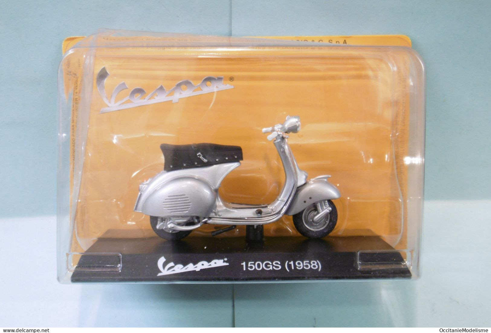 Maisto - VESPA 150GS 1958 Gris Métallisé Neuf 1/18 - Maisto