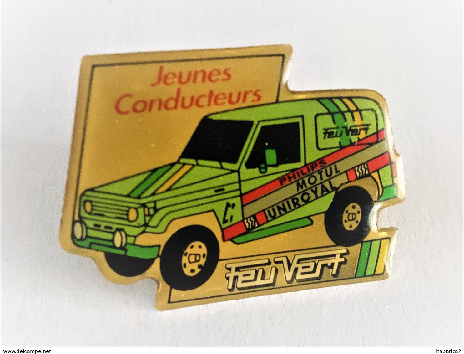 PINS AUTOMOBILE  RALLYE DES JEUNES CONDUCTEURS FEU VERT / 33NAT - Rallye