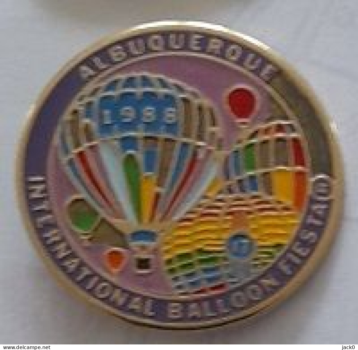 Pin' S  MONTGOLFIERE  ALBUQUERQUE  1988  INTERNATIONAL  BALLOON  FIESTA  Verso  OFFICIAL  A.I.B.F.  1988 - Airships