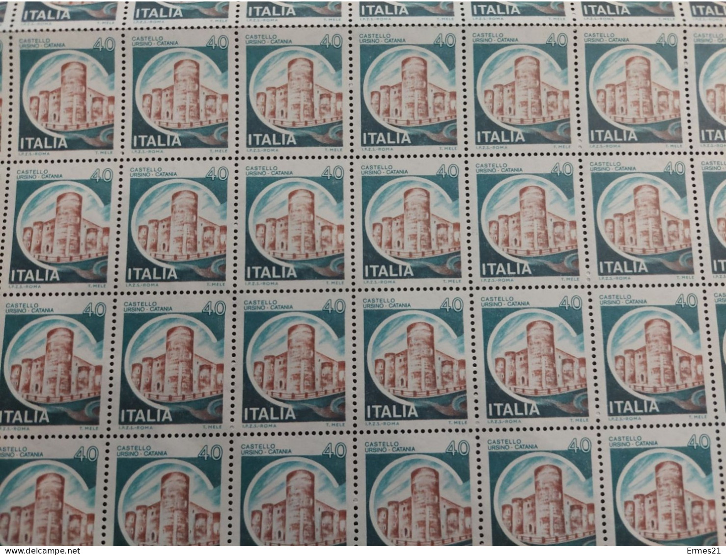 Francobolli 1980. Serie Castelli D'Italia. Castello Ursino. Valore 40 Lire.  Foglio 100pz. Condizioni Eccellenti. - Ganze Bögen