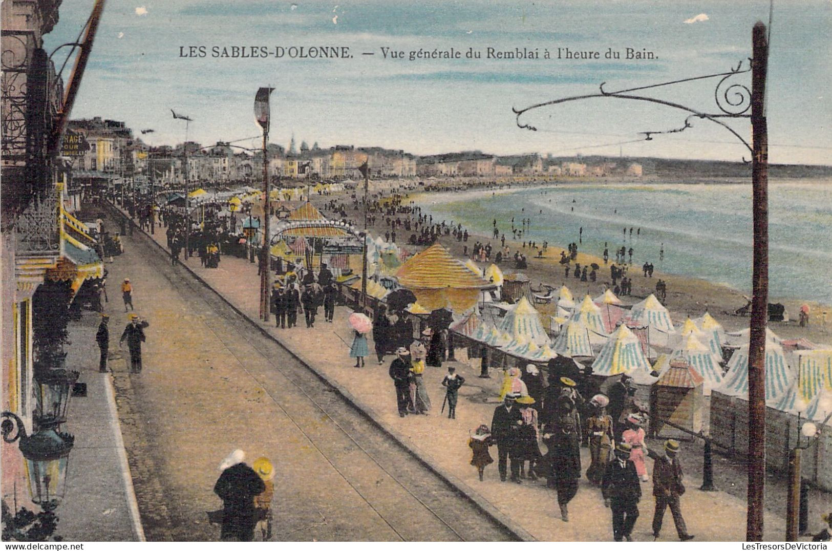 FRANCE - 85 - LES SABLES D'OLONNE - Vue Générale Du Remblai à L'heure Du Bain - Carte Postale Ancienne - Sables D'Olonne