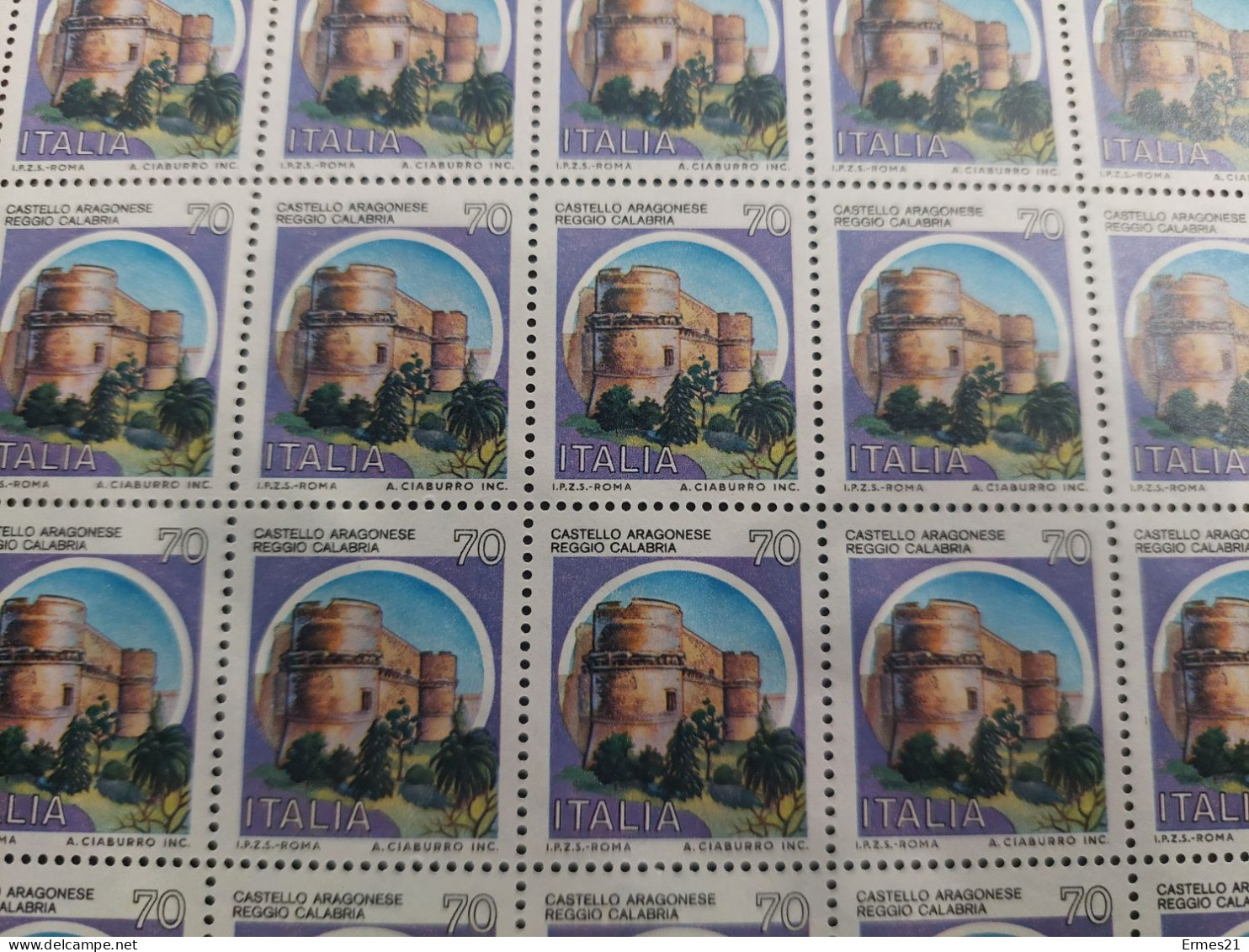 Francobolli 1981.Serie Castelli D'Italia.Castello Aragonese.R.Calabria. Valore 70Lir Foglio 100pz.Condizioni Eccellenti. - Ganze Bögen