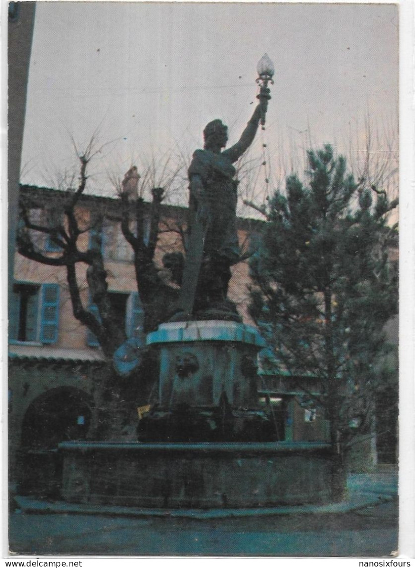 D 83.  BESSE SUR ISSOLE. STATUE DE LA REPUBLIQUE - Besse-sur-Issole