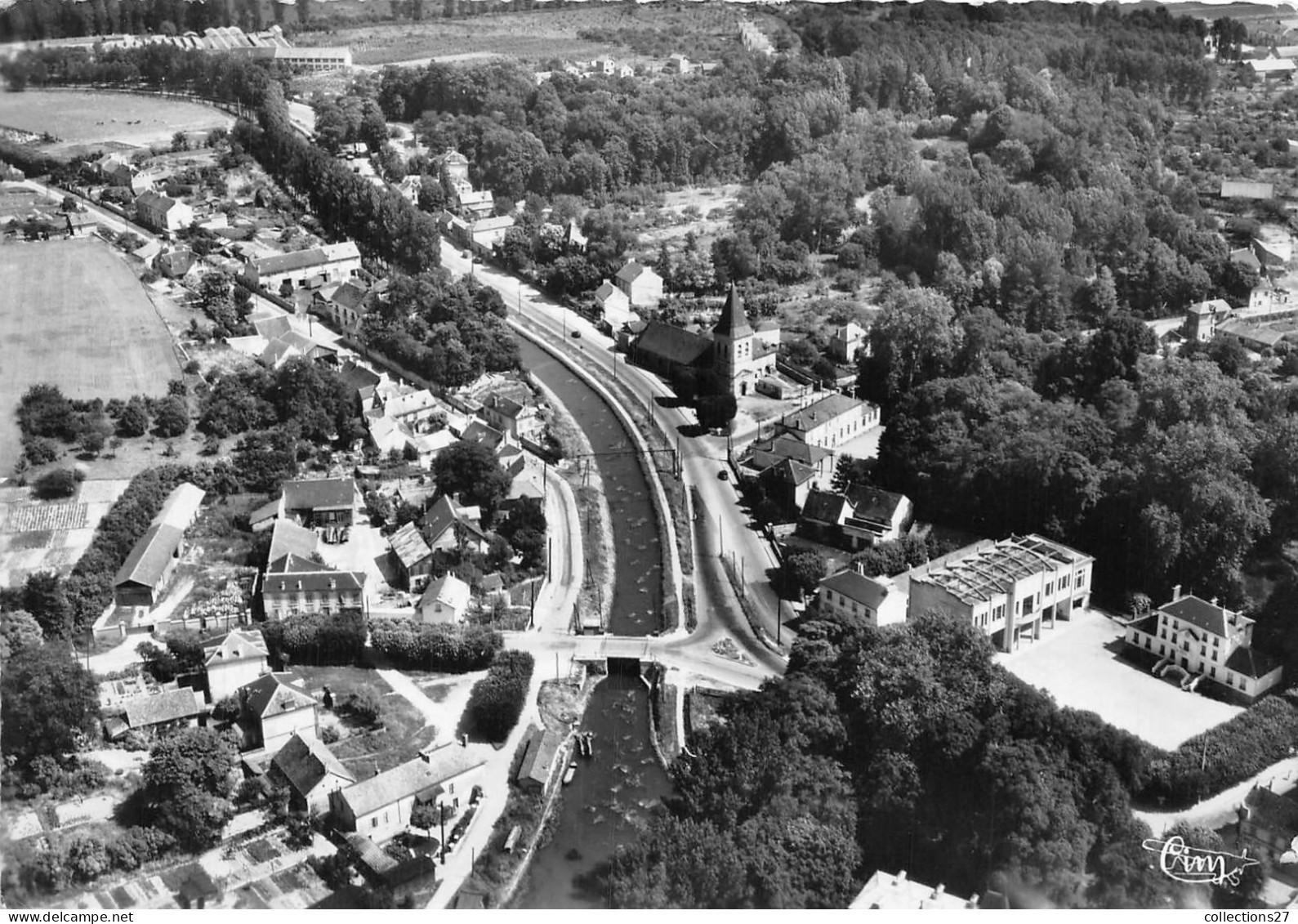 77-CLAYE-SOUILLY- VUE AERIENNE SUR LE CANAL ET L'EGLISE - Claye Souilly