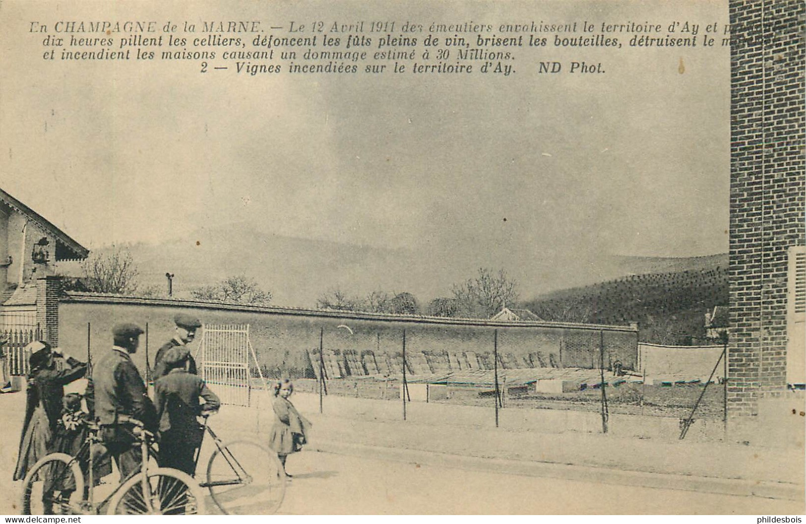 MARNE    AY En CHAMPAGNE  12Avril 1911 Des Emeutiers Envahissent Etc ... ( Vignes Incendiées ) - Ay En Champagne