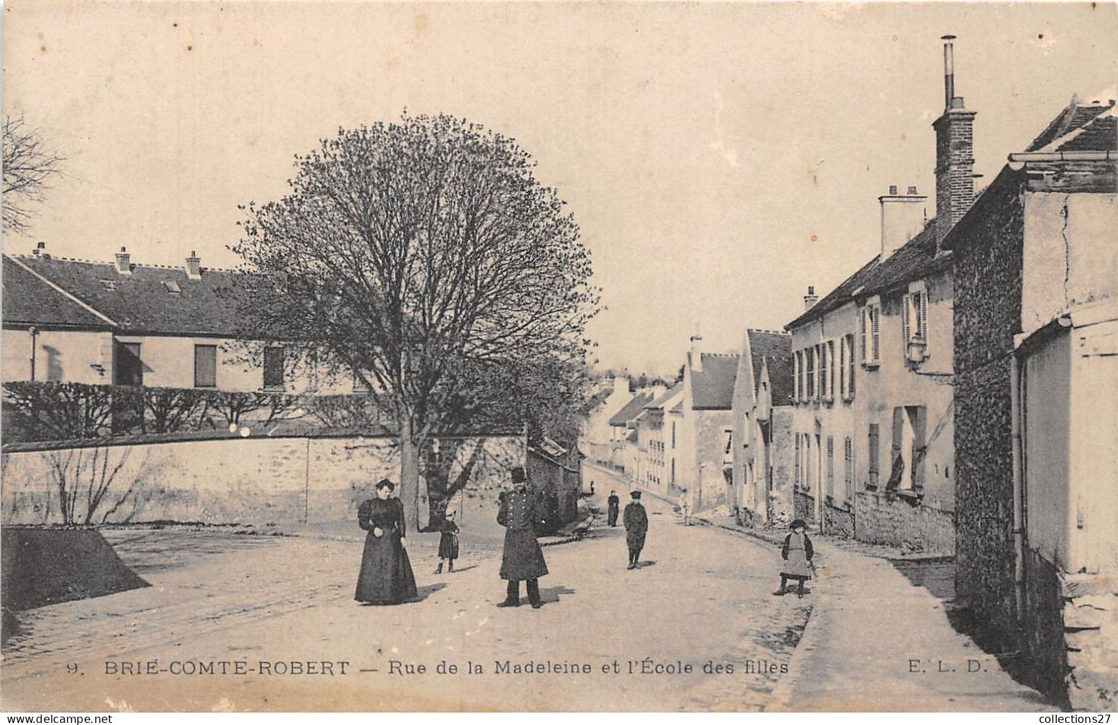 77-BRIE-COMTE-ROBERT- RUE DE LA MADELEINE ET L'ECOLE DES FILLES - Brie Comte Robert