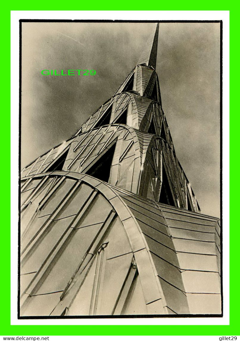 NEW YORK CITY, NY - CHRYSLER BUILDING, 1932 - MARGARET BOURKE-WHITE, 1904-1971 - THE METROPOLITAN MUSEUM OF ART - - Musea