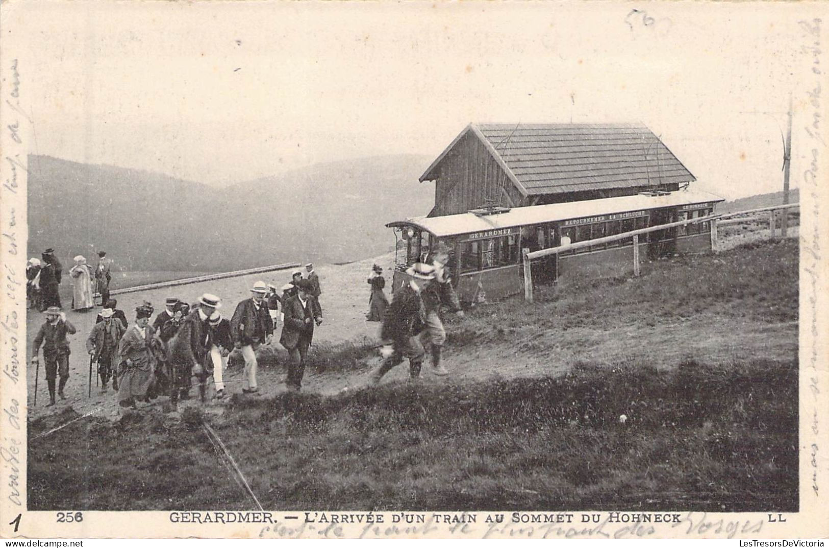 FRANCE - 88 - SAINT DIE - L'arrivée Du Train Au Sommet Hohneck - Carte Postale Ancienne - Saint Die