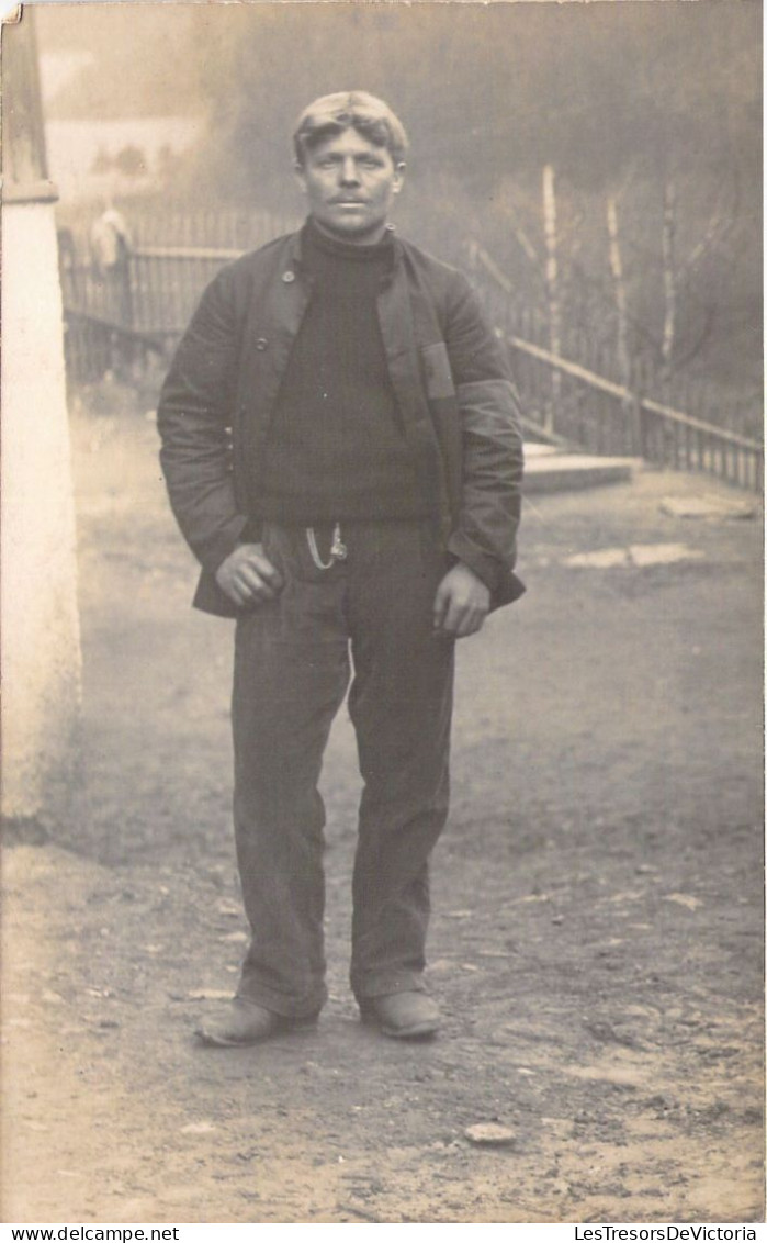 PHOTOGRAPHIE - Homme Moustachu -  Carte Postale Ancienne - Fotografie