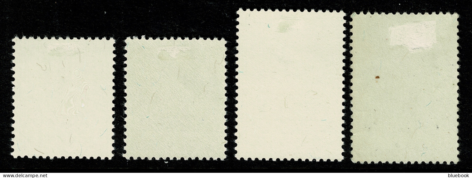 Ref 1609 - 1960 Belgian Congo - Flowers 4 Mint Stamp  SG 374/7  Cat £41 - Ungebraucht