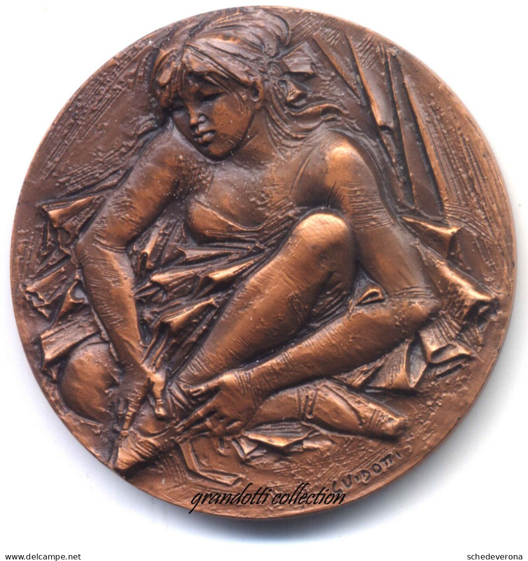 BALLERINE DANZATRICI ARTISTICA MEDAGLIA BRONZO DEL FERRUCCIO GUIDOTTI - Professionals/Firms