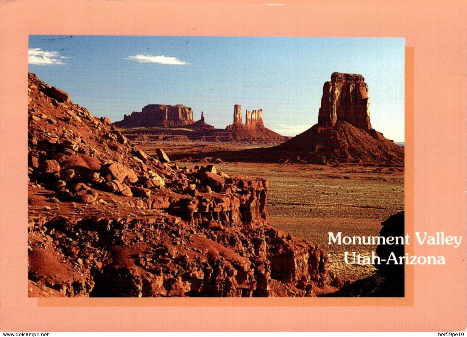 USA MONUMENT VALLEY VIEW OF THE NORTH WINDOW OF COLORFUL MONUMENT VALLEY LOCATED IN THE FOUR CORNERS AREA UTAH ARIZONA - Monument Valley