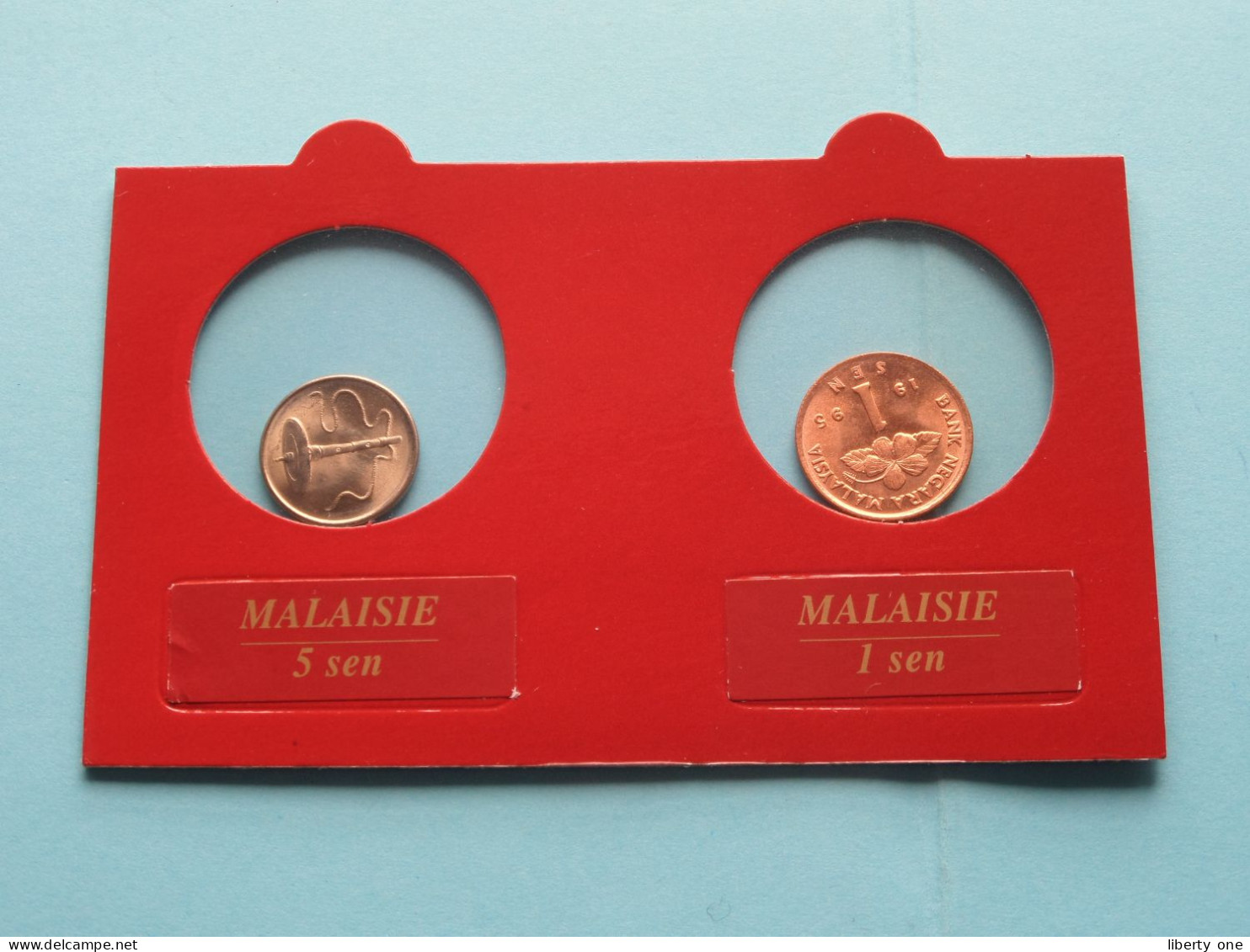 Set Of 2 Coins > 5 Sen (1995) & 1 Sen (1995) > ( Monnaies Du Monde > Editions ATLAS ) MALAISIE ( Voir SCANS ) ! - Malaysie