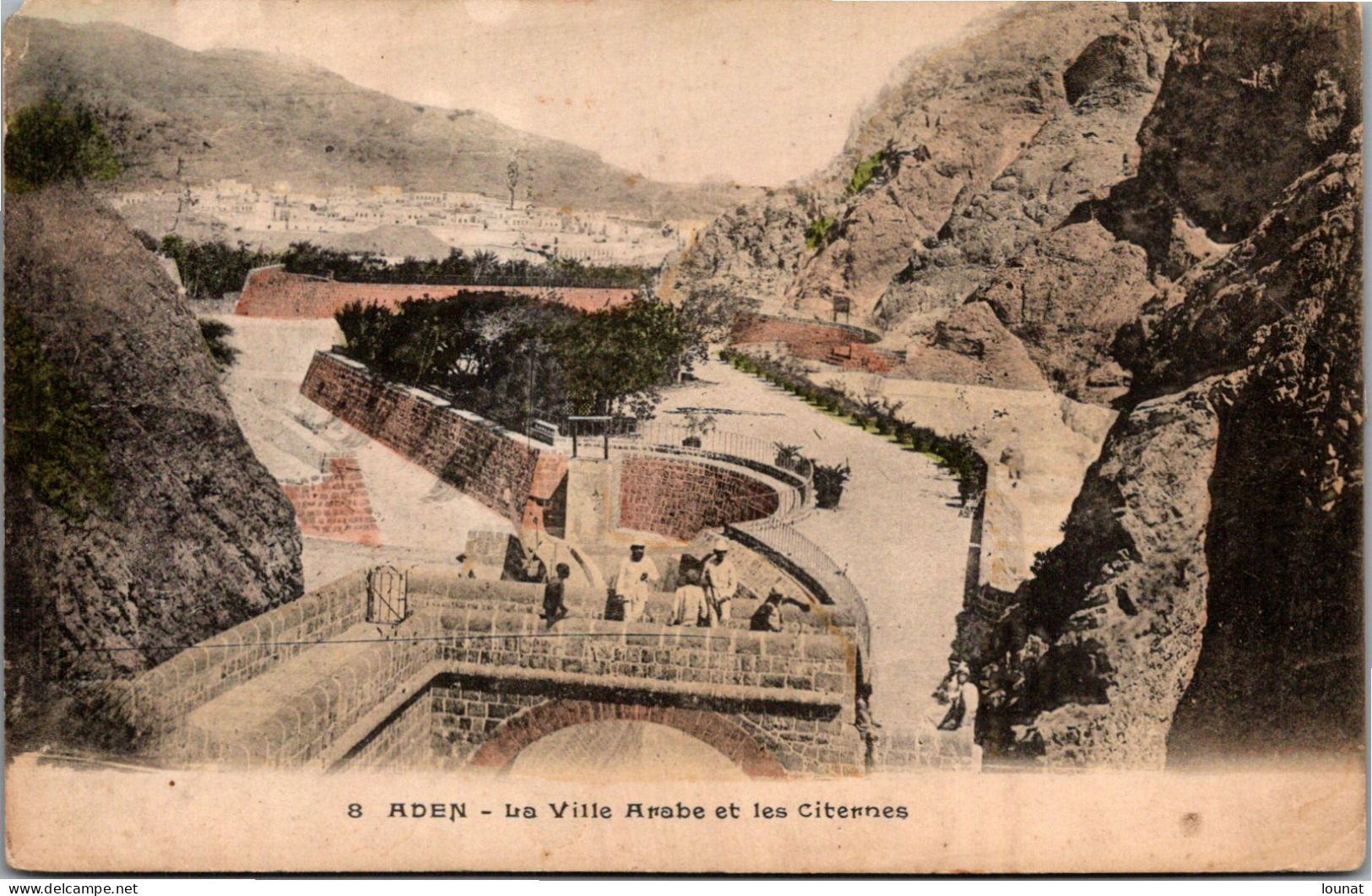 Asie - YEMEN - ADEN - La Ville Arabe Et Les Citernes ( état Coin) - Jemen