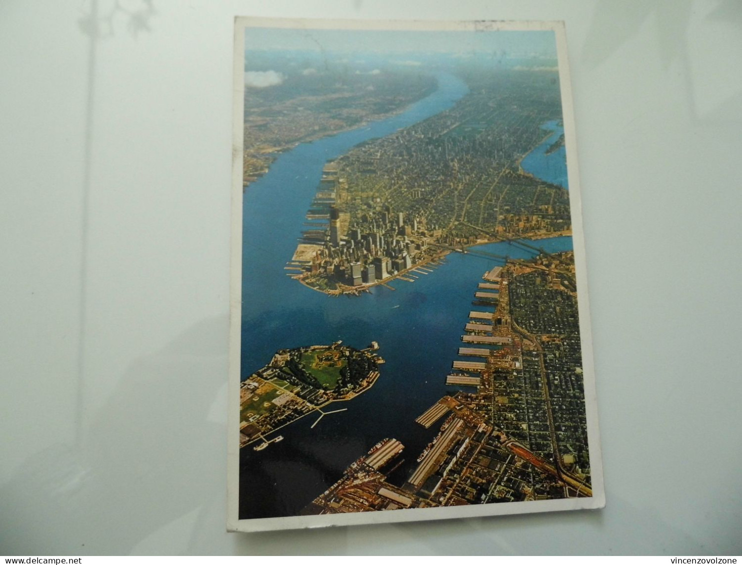 Cartolina Viaggiata "Aerial View Of New York City" 1980 - Panoramic Views