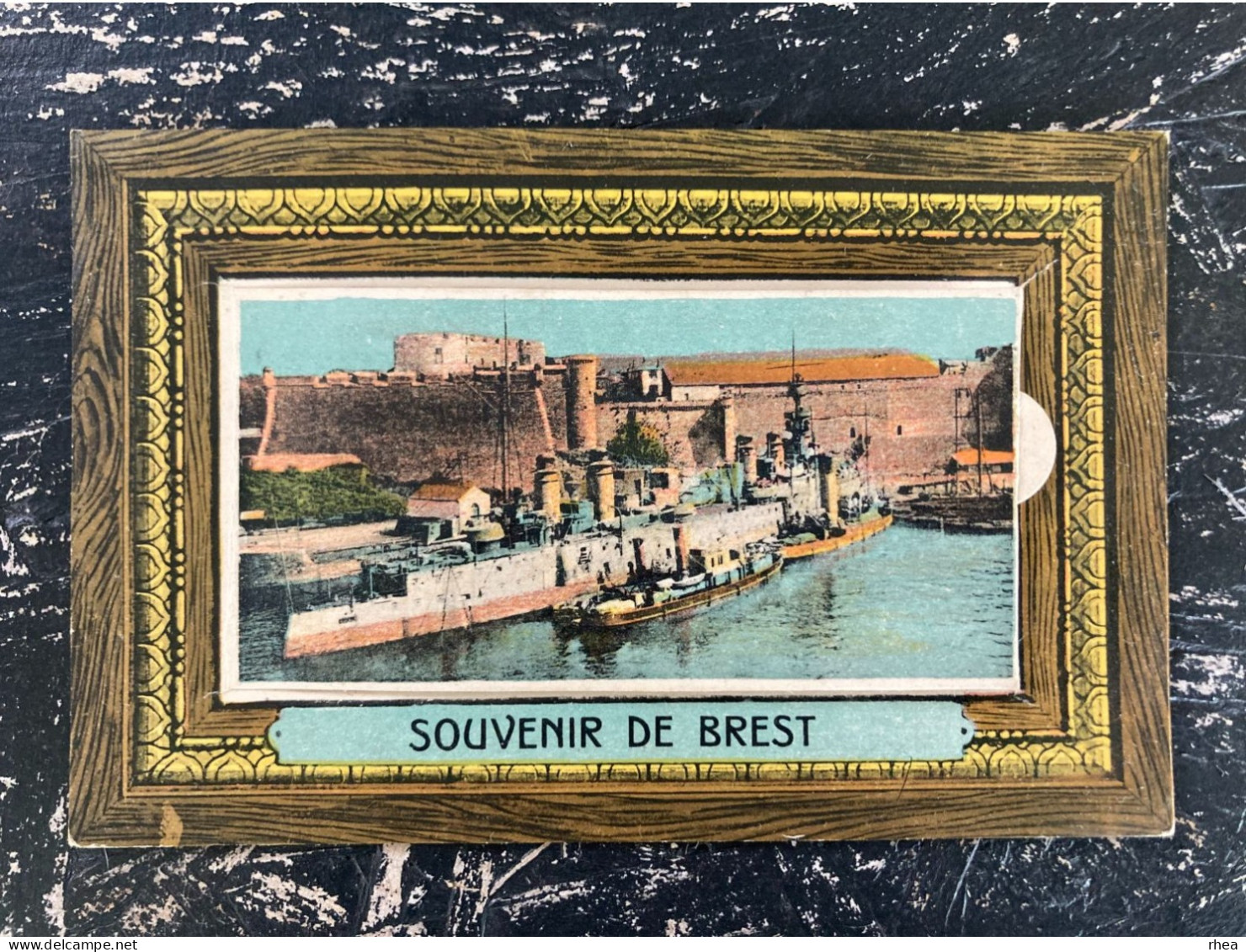 29 - BREST - Carte à Système - Dépliant De 10 Petites Vues - Souvenir De Brest - Bateau De Guerre - Cadre - A Systèmes