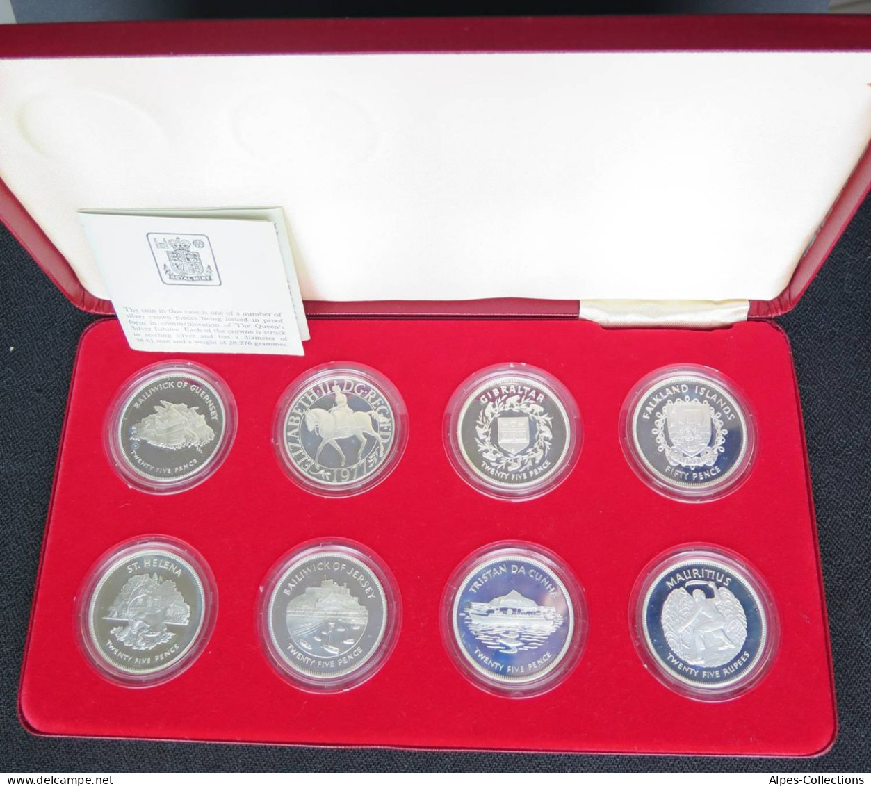 GBRX02 - ANGLETERRE - QUEEN'S SILVER JUBILEE COINS SET - 1977 - 8 Pièces - Mint Sets & Proof Sets