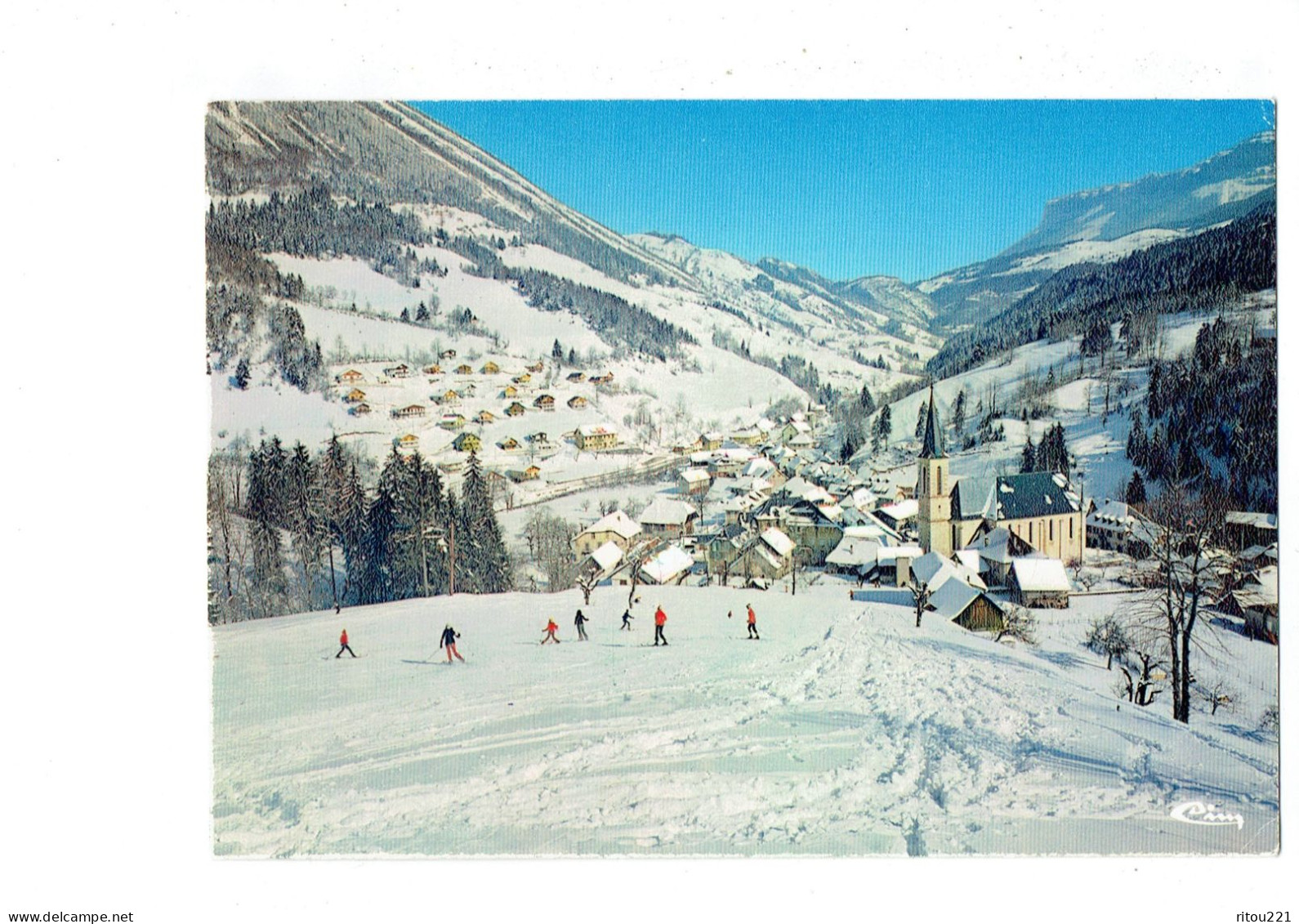 Cpm - 38 - 73 -  Saint-Pierre-d'Entremont - Vue Générale - Le Granier - 1988 - Skieur - Saint-Pierre-d'Entremont